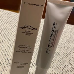 StudioMakeup Tinted Moisturizer